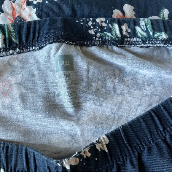 Tag Mini skirt floral print - Picture 3 of 3